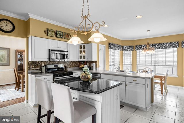 6 WHITBY CT, Lumberton, NJ 08048