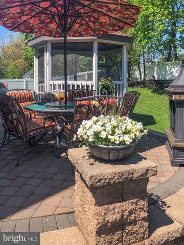 6 WHITBY CT, Lumberton, NJ 08048