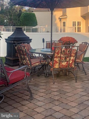 6 WHITBY CT, Lumberton, NJ 08048