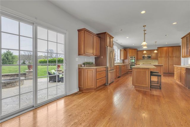 404 Plum Court, Cranberry Twp, PA 16066