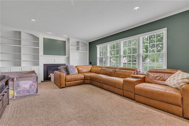 404 Plum Court, Cranberry Twp, PA 16066