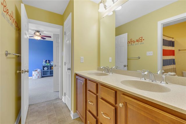 404 Plum Court, Cranberry Twp, PA 16066