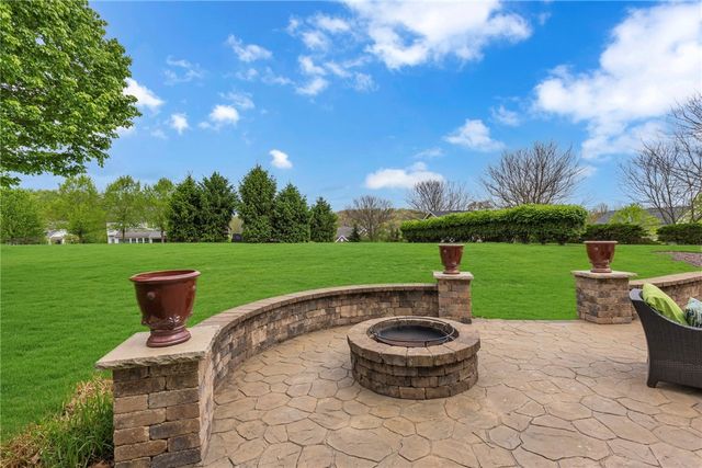 404 Plum Court, Cranberry Twp, PA 16066