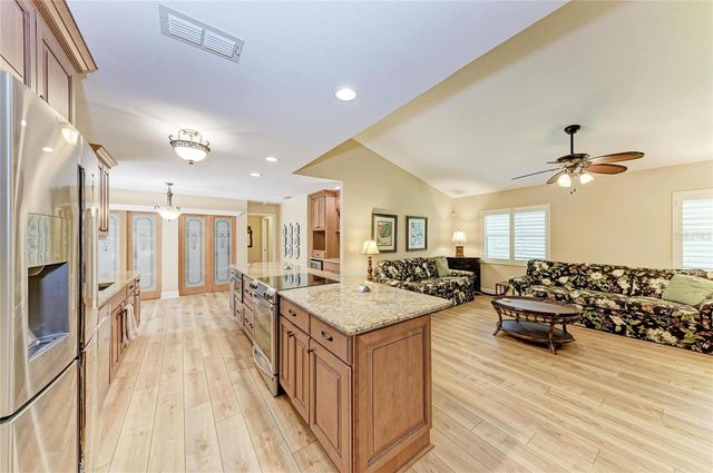 3168 WILLOW SPRINGS CIRCLE, Venice, FL 34293