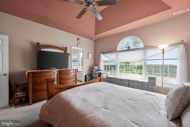 150 SUNSET DR, Mount Royal, NJ 08061