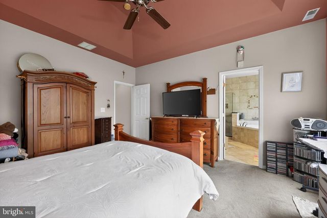 150 SUNSET DR, Mount Royal, NJ 08061