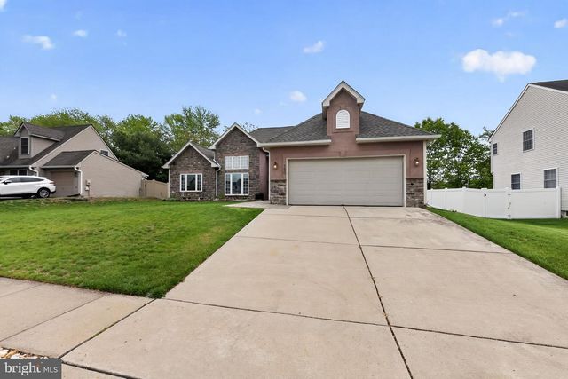150 SUNSET DR, Mount Royal, NJ 08061