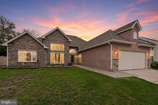 150 SUNSET DR, Mount Royal, NJ 08061