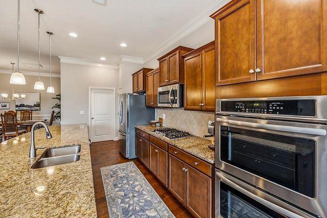 668 Ridgeville Crossing Drive, Inman, SC 29349