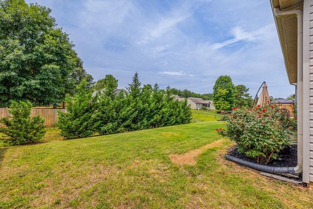 668 Ridgeville Crossing Drive, Inman, SC 29349
