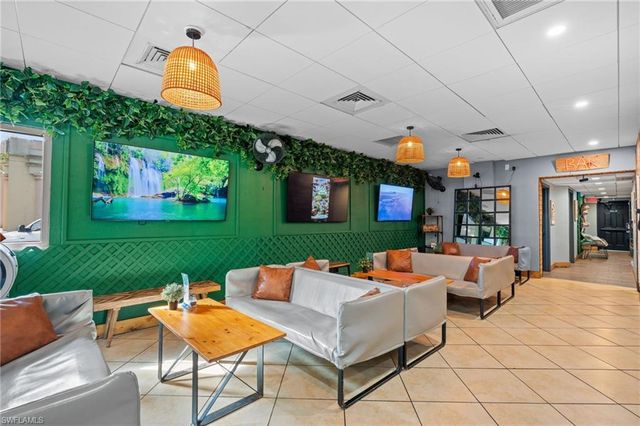 17200 San Carlos BLVD, Fort Myers Beach, FL 33931