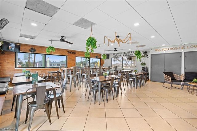 17200 San Carlos BLVD, Fort Myers Beach, FL 33931