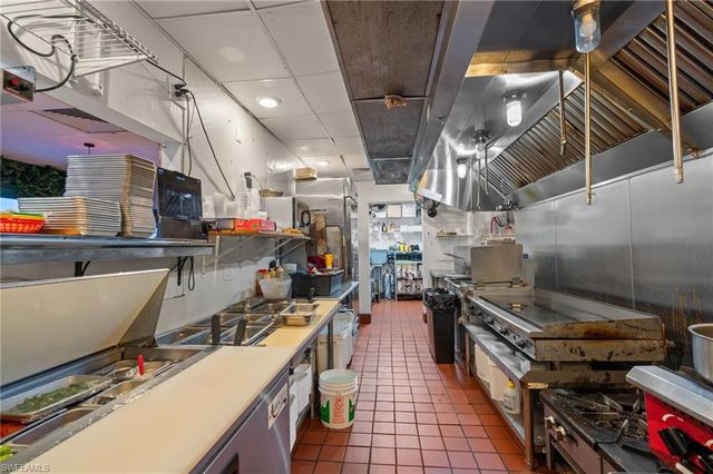 17200 San Carlos BLVD, Fort Myers Beach, FL 33931
