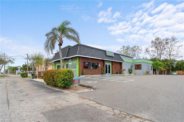 17200 San Carlos BLVD, Fort Myers Beach, FL 33931