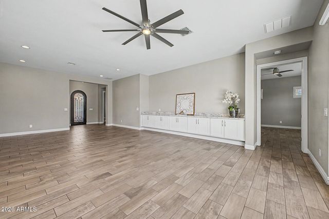 1559 W SEA FOG Drive, Gilbert, AZ 85233