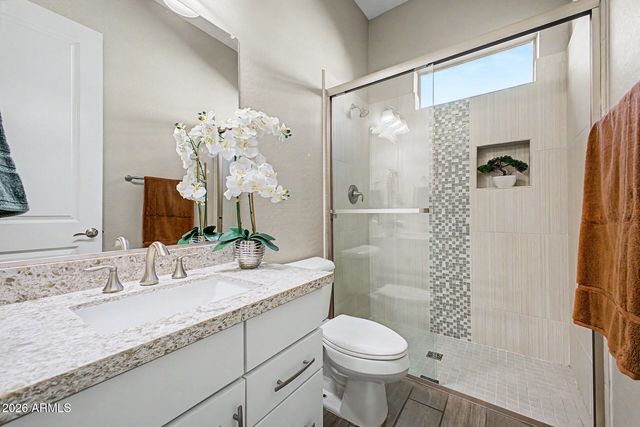 1559 W SEA FOG Drive, Gilbert, AZ 85233