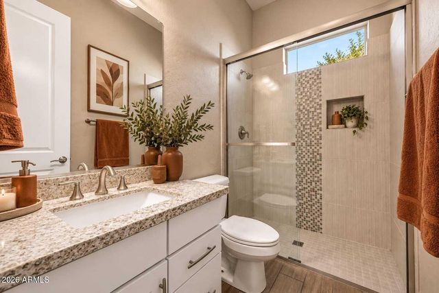1559 W SEA FOG Drive, Gilbert, AZ 85233