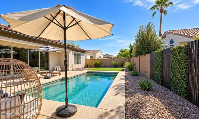 1559 W SEA FOG Drive, Gilbert, AZ 85233
