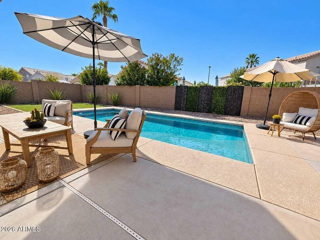 1559 W SEA FOG Drive, Gilbert, AZ 85233