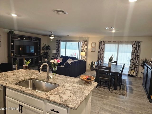 16240 W CULVER Street, Goodyear, AZ 85338