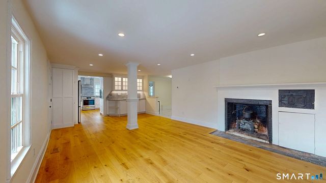 1489 Main Street, Glastonbury, CT 06033