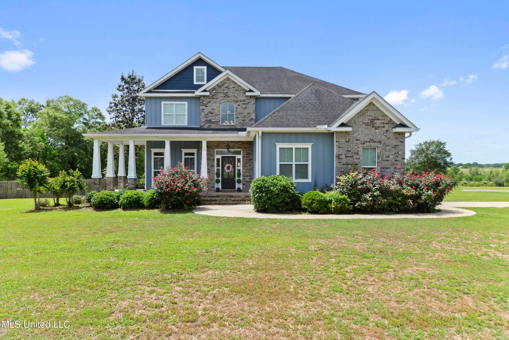 103 Sweetgrass Cove, Lucedale, MS 39452