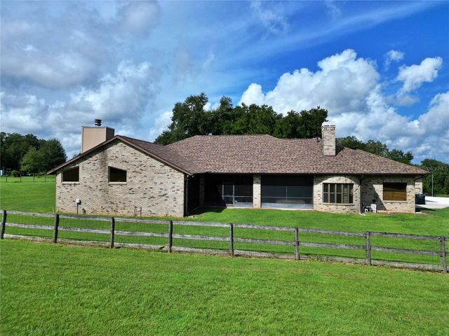 17210 PARRISH GROVE ROAD, Dade City, FL 33523