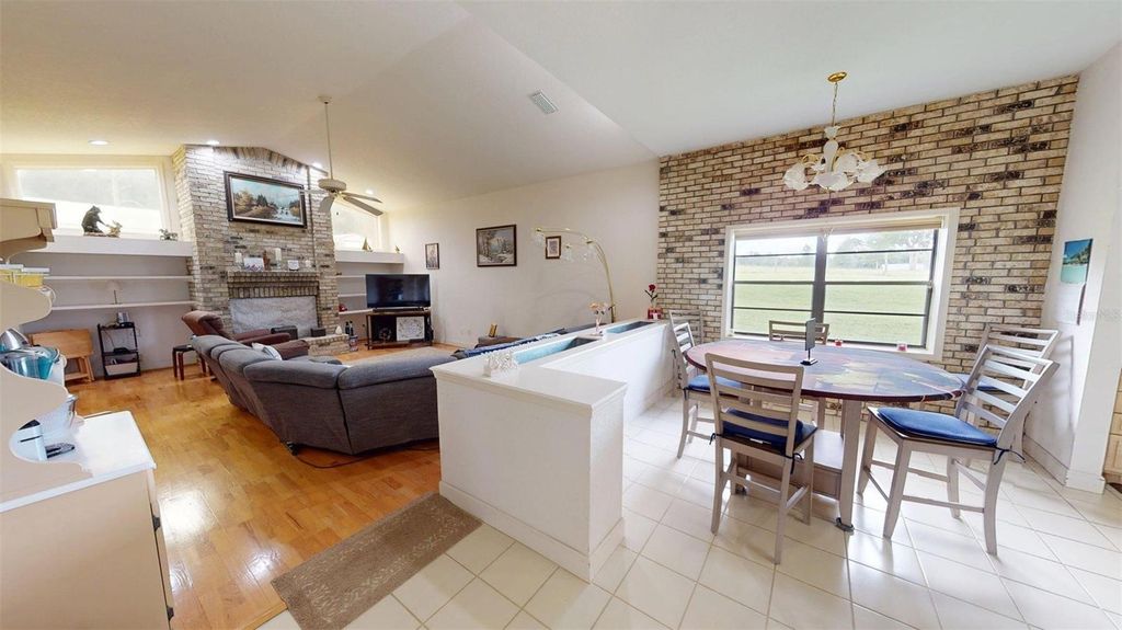 Image 16 of property listing at 17210 PARRISH GROVE ROAD, Dade City, FL 33523