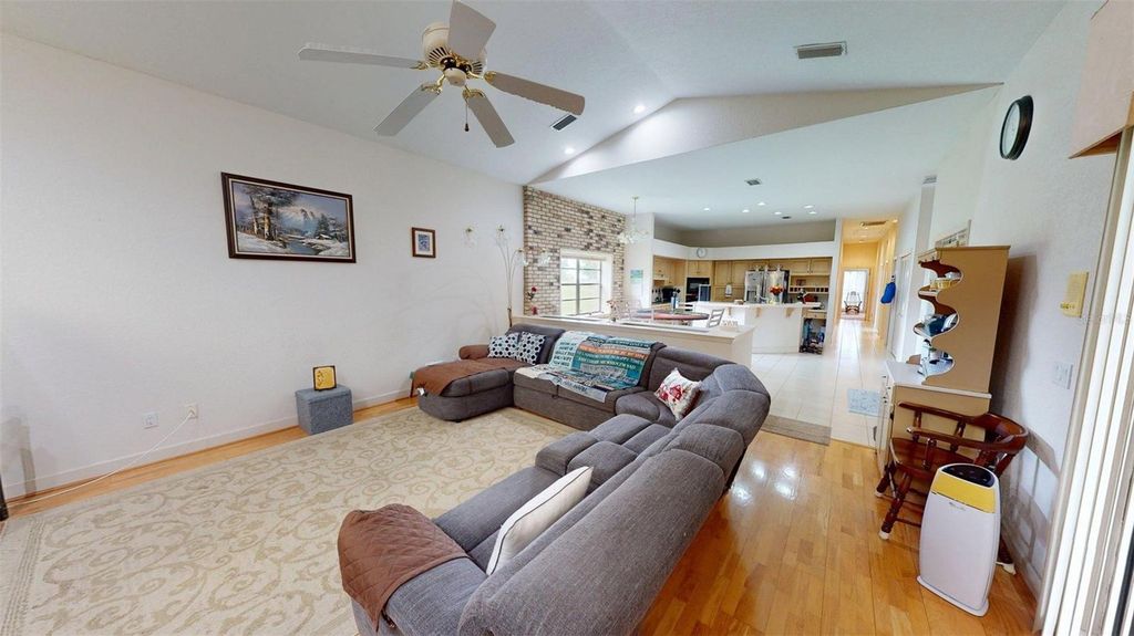 Image 17 of property listing at 17210 PARRISH GROVE ROAD, Dade City, FL 33523