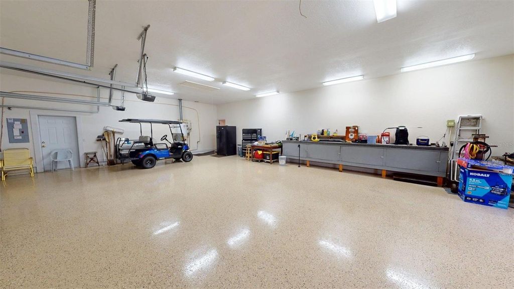 Image 38 of property listing at 17210 PARRISH GROVE ROAD, Dade City, FL 33523
