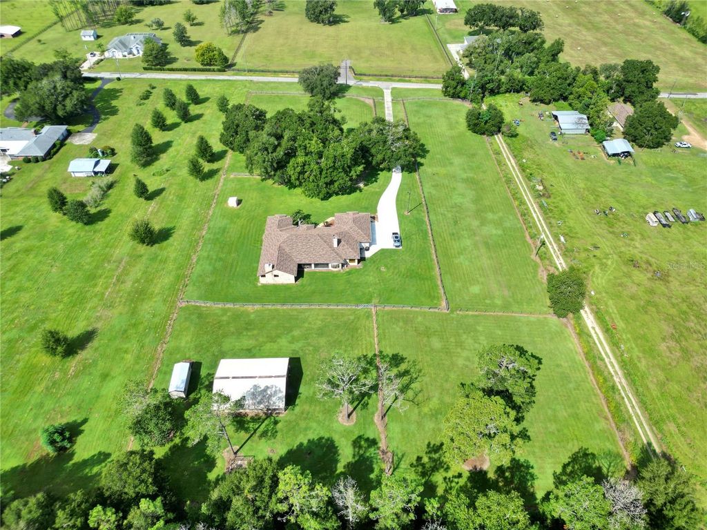 Image 41 of property listing at 17210 PARRISH GROVE ROAD, Dade City, FL 33523