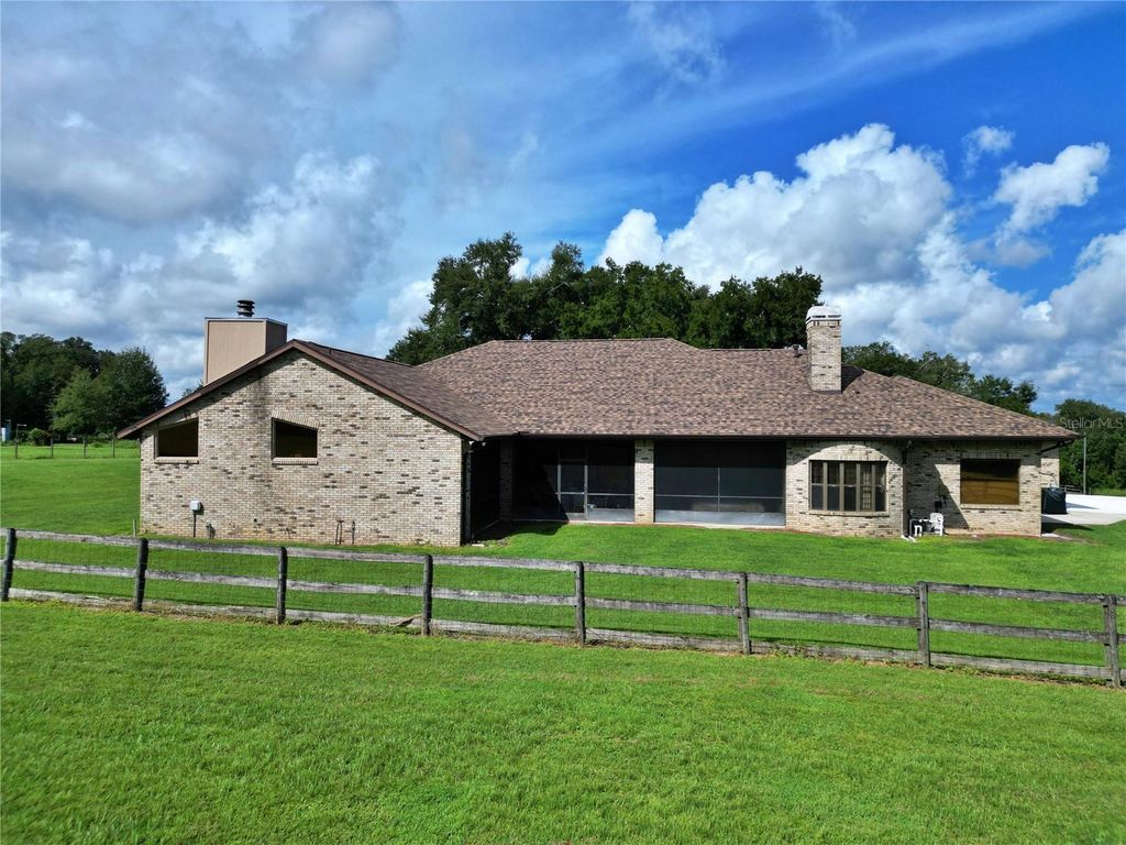 Image 44 of property listing at 17210 PARRISH GROVE ROAD, Dade City, FL 33523