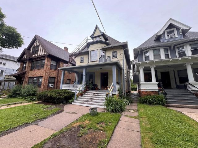 928 Spaight Street, Madison, WI 53703