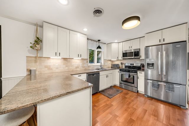 475 Newburyport Tpke, Rowley, MA 01969