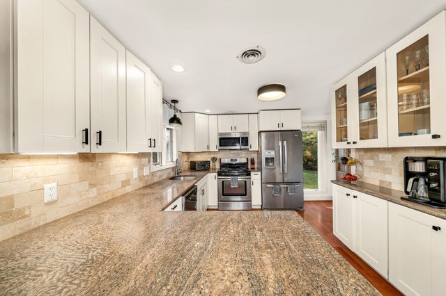 475 Newburyport Tpke, Rowley, MA 01969