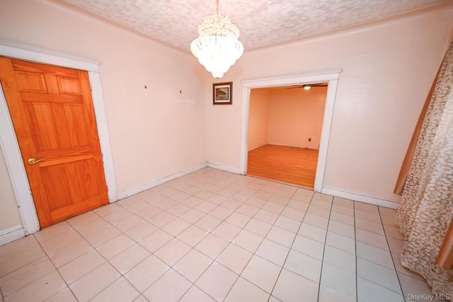 7839 82nd Street, Glendale, NY 11385