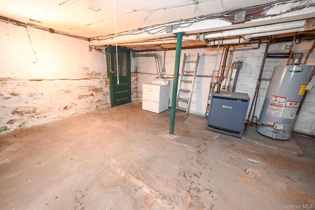 7839 82nd Street, Glendale, NY 11385