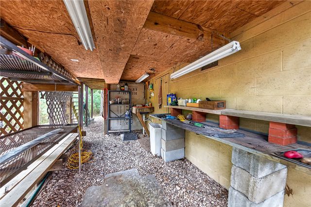 110 Salen Lane, Bella Vista, AR 72715