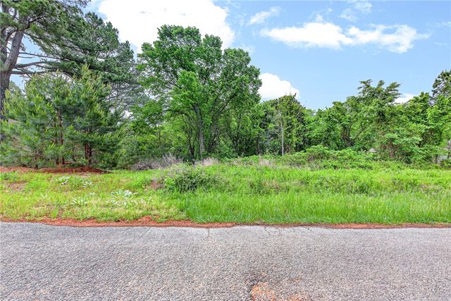 110 Salen Lane, Bella Vista, AR 72715
