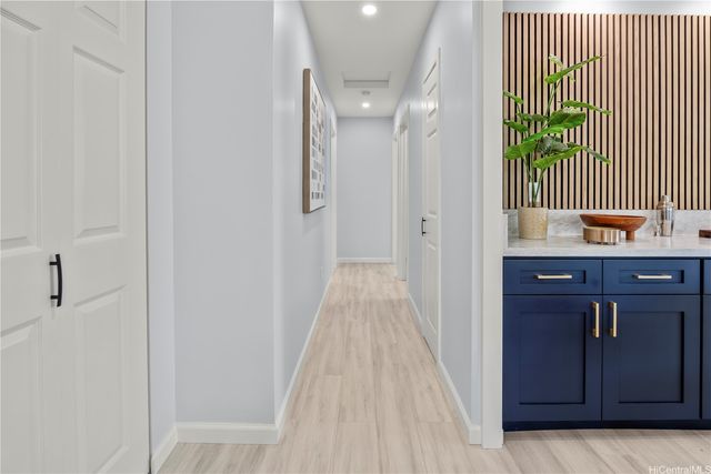 322 Anapalau Street, Honolulu, HI 96825