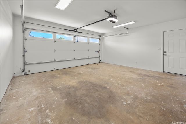 322 Anapalau Street, Honolulu, HI 96825