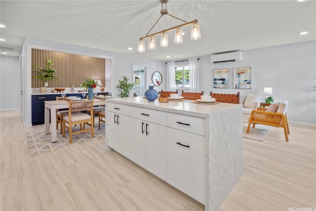 322 Anapalau Street, Honolulu, HI 96825