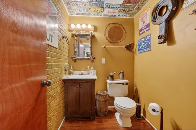 24 Queen Regent CT, Blue Ridge, VA 24064