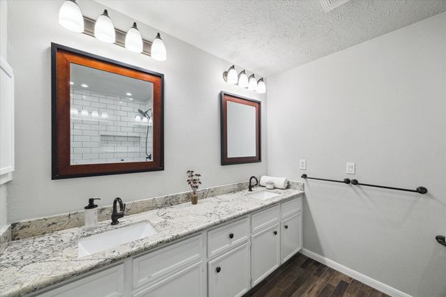 1306 S Kirkwood Road, Houston, TX 77077