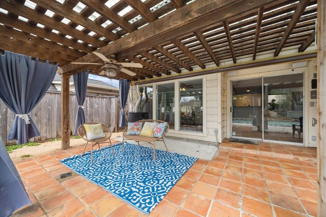 1306 S Kirkwood Road, Houston, TX 77077