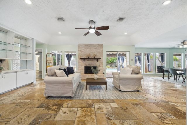 1306 S Kirkwood Road, Houston, TX 77077