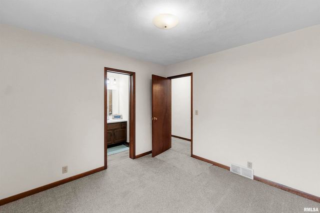 209 LAKE VIEW Court, Colona, IL 61241