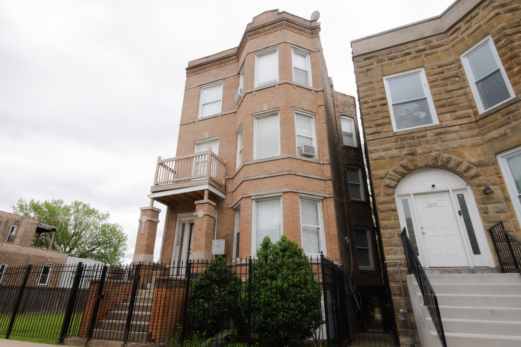 2931 W LEXINGTON Street, Chicago, IL 60612