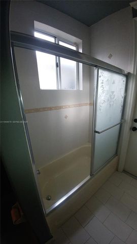 15387 SW 21st Ln 1, Miami, FL 33185