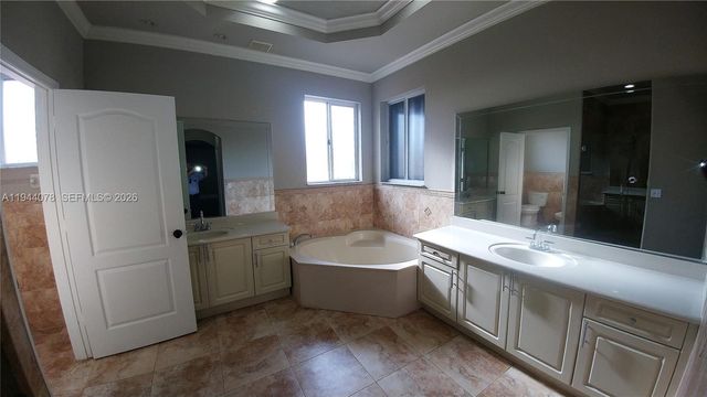 15387 SW 21st Ln 1, Miami, FL 33185